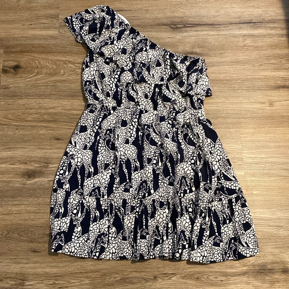 crown & ivy Dresses & Skirts - 💛2 for $15! Crown & Ivy giraffe dress